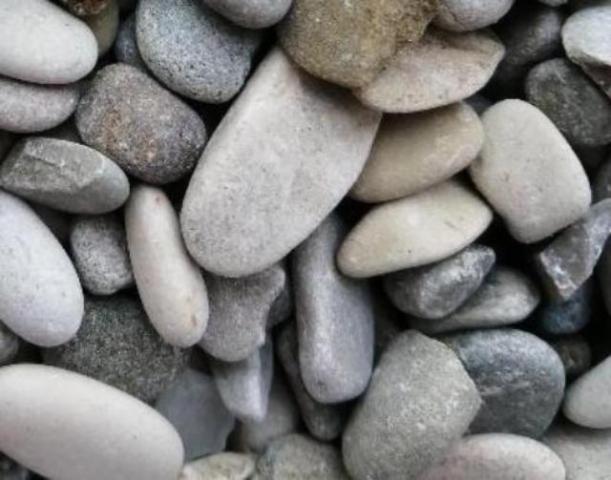 Где заказать гальку и каменную крошку с доставкой?  в Королеве
