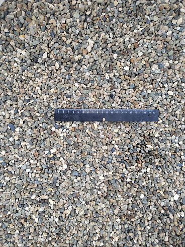 Kamenclub.ru: Галька речная окат (серая) фр.5-10 мм купить  в Королеве галька речная серая, серый, темно-серый, светло-серый, коричневый речная окатанная галька декоративная ландшатфная 5000 руб/т   фото КАМЕНЬ КЛУБ