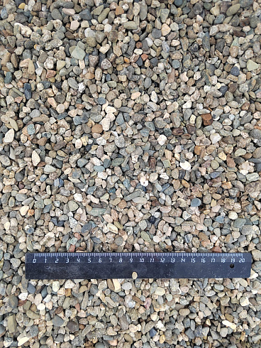 Kamenclub.ru: Галька речная окат (серая) фр.5-10 мм купить  в Королеве галька речная серая, серый, темно-серый, светло-серый, коричневый речная окатанная галька декоративная ландшатфная 5000 руб/т   фото КАМЕНЬ КЛУБ