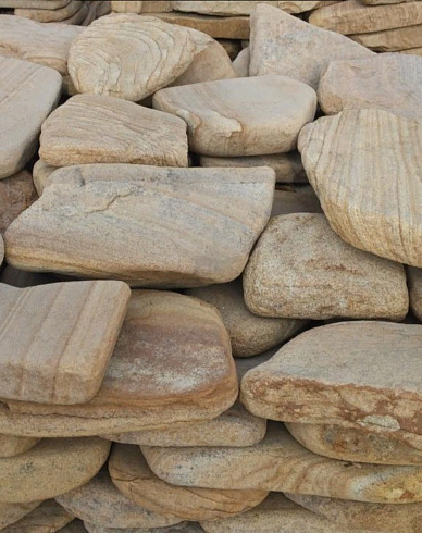 Kamenclub.ru: Песчаник пластушка галтованный желтый с рисунком (3 см)  купить в Королеве плитняк - пластушка желтый песчаник 21000 руб/м3   фото КАМЕНЬ КЛУБ