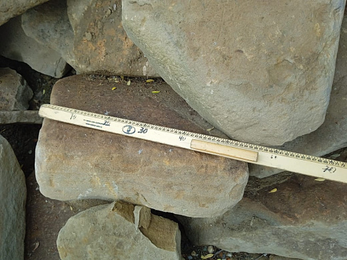 Kamenclub.ru: Песчаник для мощения дорожек, площадок, парковок ( фр 5-10 см)  купить в Королеве песчаник  серый желтый коричневый рыжий песчаник оголтованный окатанный 6500 руб/т   фото КАМЕНЬ КЛУБ