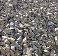 фото Щебень строительный (гравийный, гранитный, известняковый) фракции 40-70  в Королеве