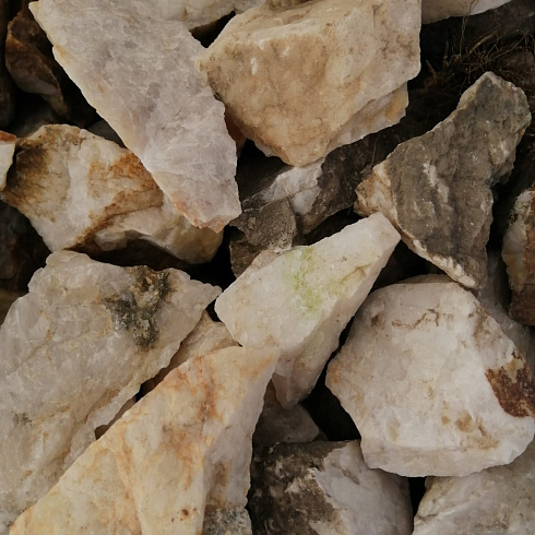 фото Кварц ( фр. 70-100 мм)  купить в Королеве в интернет-портале КАМЕНЬ КЛУБ