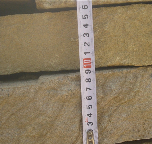 Kamenclub.ru: Песчаник пластушка желтый с рисунком (7-15 см)  купить в Королеве плитняк - пластушка - бут желтый песчаник 10200 руб/м3   фото КАМЕНЬ КЛУБ