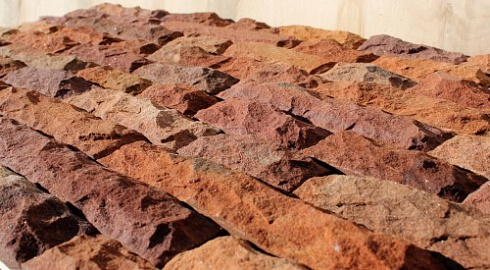 Kamenclub.ru: Песчаник (красный дракон) art PSK-5-03  купить в Королеве    3350 руб/кв.м   фото КАМЕНЬ КЛУБ