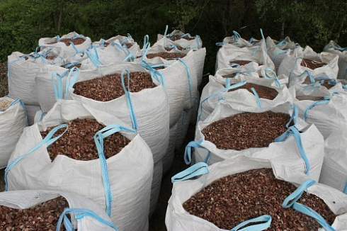 Kamenclub.ru: Мраморная крошка (щебень крошка розовый) фр. 20-40 мм.  купить в Королеве мрамор розовый, красный мраморная крошка декоративная 11000 руб/т   фото КАМЕНЬ КЛУБ