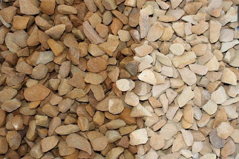 Kamenclub.ru: Щебень крошка желтый (песчаник) фр. 20-40 мм.  купить в Королеве песчаник бежевый рыжий каменная крошка песчаника 9500 руб/т   фото КАМЕНЬ КЛУБ