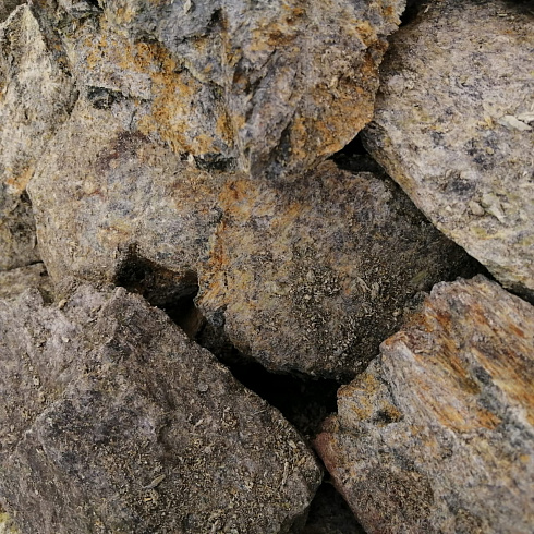 фото Змеевик салатовый  (фр. 70-100 мм)  купить в Королеве в интернет-портале КАМЕНЬ КЛУБ