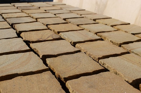 Kamenclub.ru: Песчаник брусчатка (Прага) art PSG-10-07  купить в Королеве    2600 руб/кв.м   фото КАМЕНЬ КЛУБ