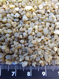 Кварцевый песок для водоподготовки фр. 1,6-3 мм.  купить в Королеве фото Камень Клуб