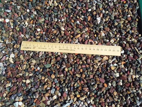 Kamenclub.ru: Галька речная окат цветная фр.5-10 мм. купить  в Королеве галька речная белый, серый, красноватый, синий, темно-серый речная окатанная галька декоративная 6800 руб/т   фото КАМЕНЬ КЛУБ