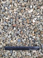 Kamenclub.ru: Галька речная окат (серая) фр.10-20 мм купить  в Королеве галька речная серая, серый, темно-серый, светло-серый, коричневый ландшафтная декоративная речная окатанная округлая галька 5000 руб/т   фото КАМЕНЬ КЛУБ